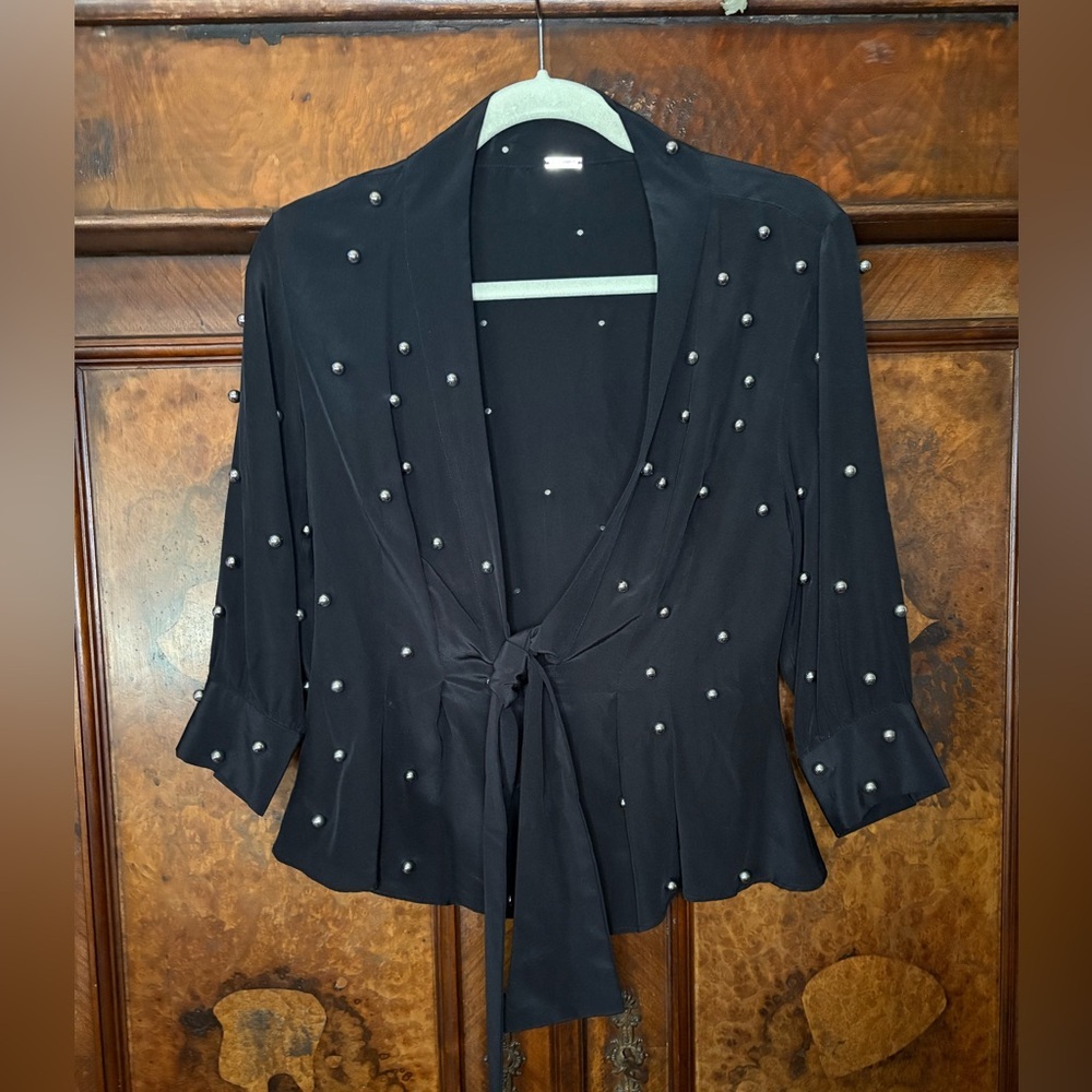 Euc Dodo Bar Or- Black Tie-Front Blouse With Silver Bead Accents. Size Us 10
